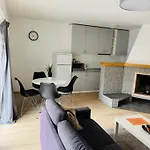 Appartement V36 House - Jaukus Namelis Prie Baseino Palangoje *